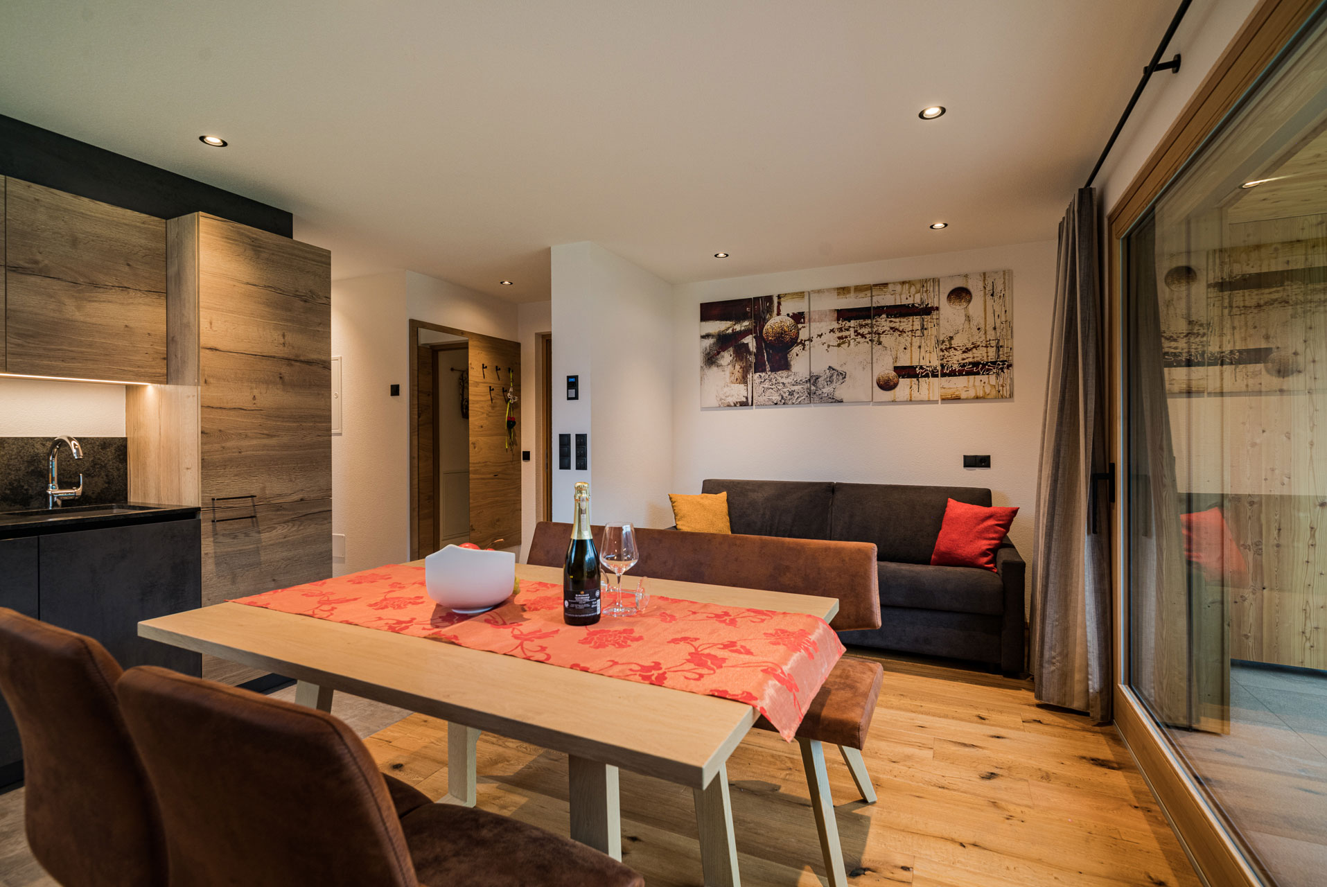 Apartment 2 & 3 - Dining table