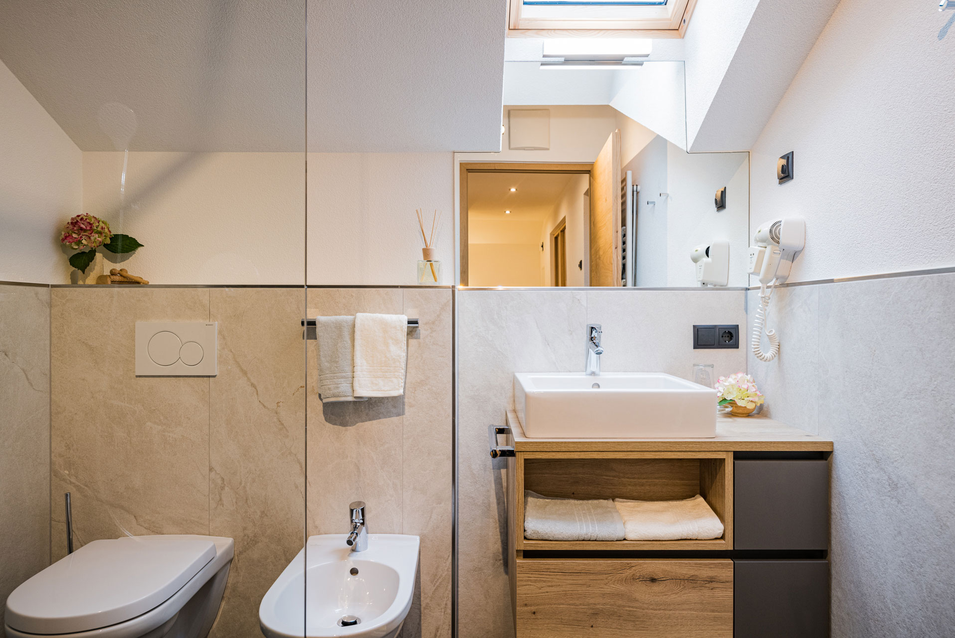 Apartment 5 - Bathroom